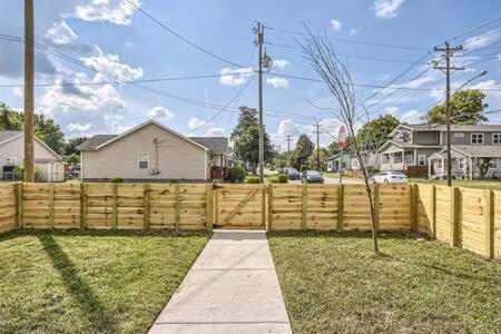 New Build 5 Min To Broadway Sleeps 10 Villa Nashville Buitenkant foto