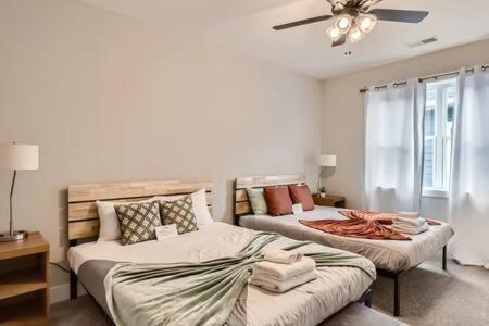 New Build 5 Min To Broadway Sleeps 10 Villa Nashville Buitenkant foto