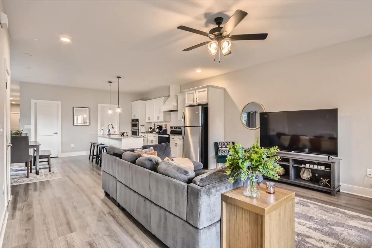 New Build 5 Min To Broadway Sleeps 10 Villa Nashville Buitenkant foto